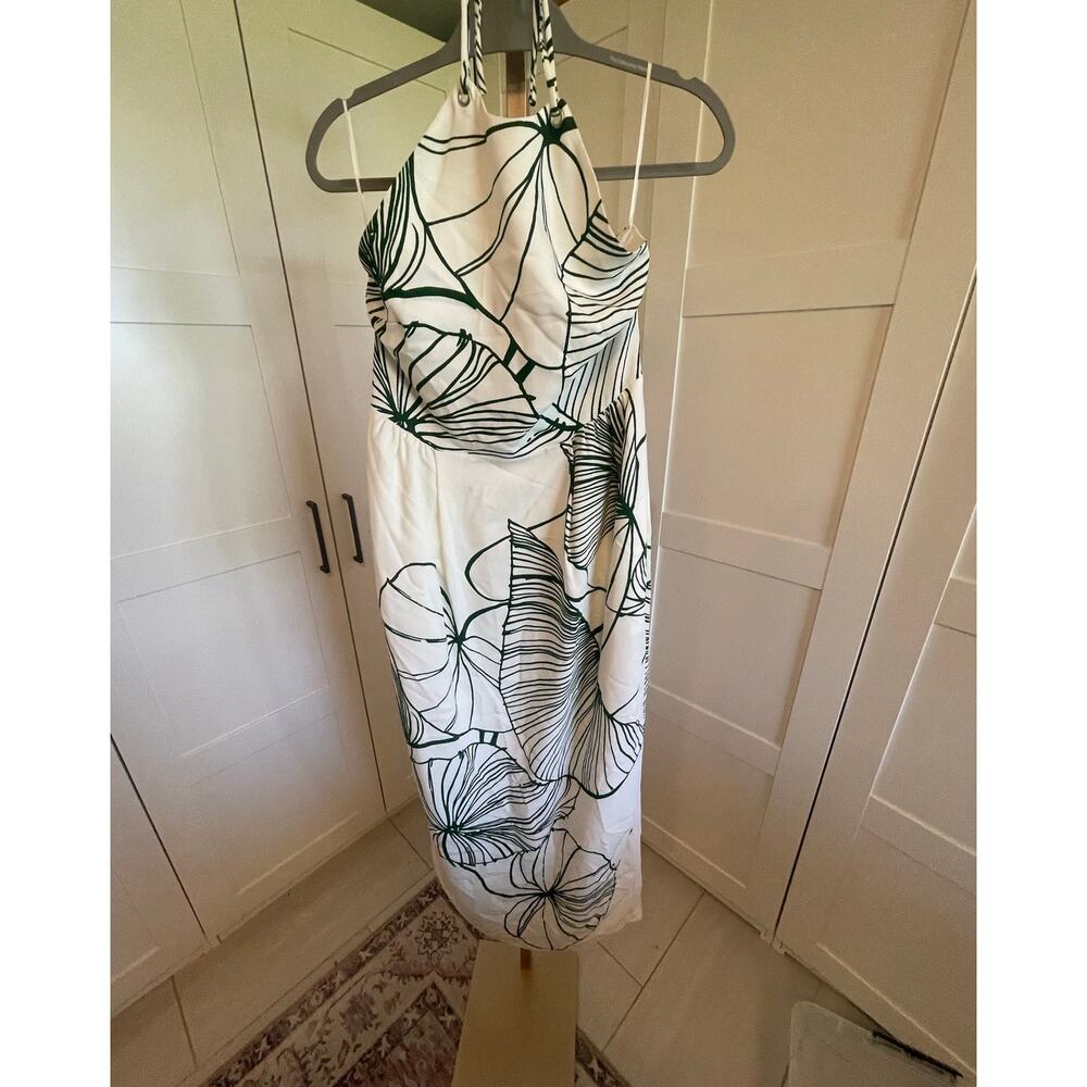 NWT: Reiss Lexi Floral Sketch Halter Neck Maxi Dress in White / Green - Picture 7 of 13